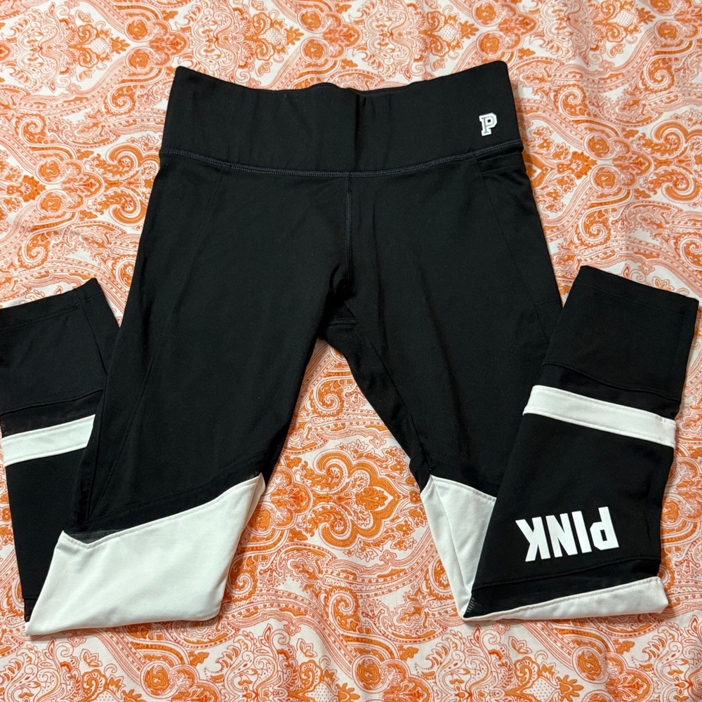 PINK Victoria's Secret Black and White Athletic Leggings
